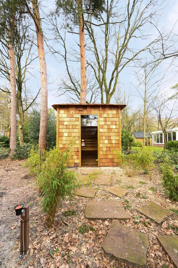 Zen-Bungalow No 1 Met Sauna En Hottub Rheezerveen Exterior photo